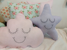 Cargar imagen en el visor de la galería, Almohada decorativa
