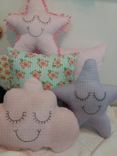 Cargar imagen en el visor de la galería, Almohada corazón