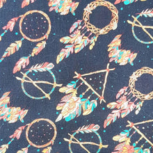 Cargar imagen en el visor de la galería, Atrapa sueños, Boho fondo lila azulado