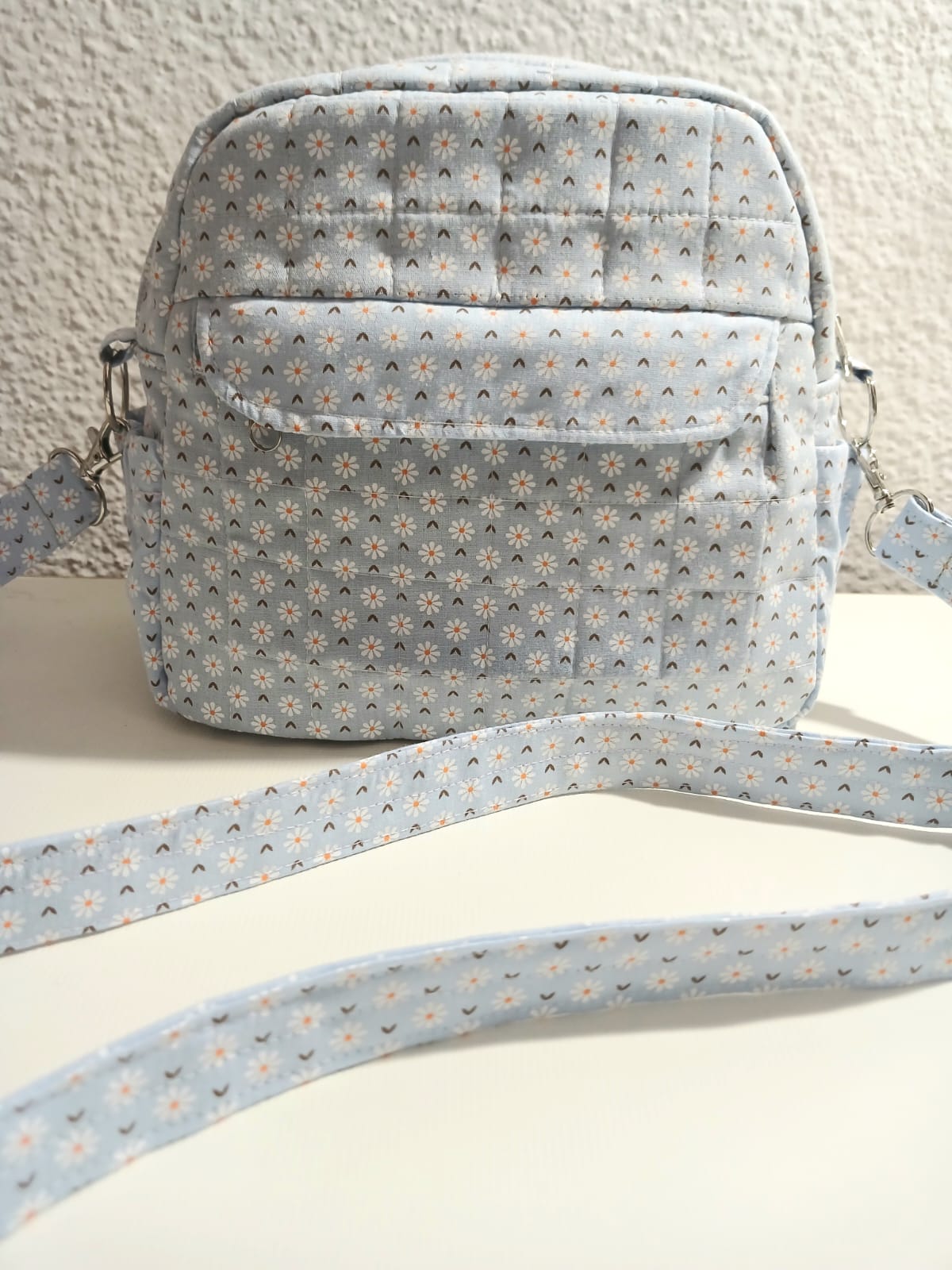Cartera cuadrada mediana