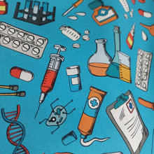 Cargar imagen en el visor de la galería, Doctor e instrumentos medicos, remedios