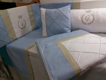 Cargar imagen en el visor de la galería, Ajuar de Bebe de tela