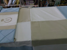 Cargar imagen en el visor de la galería, Ajuar de Bebe de tela