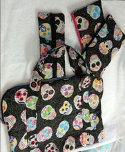 Cargar imagen en el visor de la galería, Calavera, colorida grande