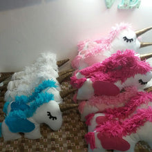 Cargar imagen en el visor de la galería, Unicornio muñeco peluche
