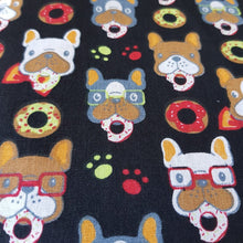 Cargar imagen en el visor de la galería, Perros frenchies fondo negro