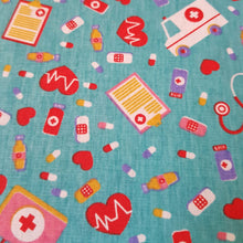 Cargar imagen en el visor de la galería, Doctor, medicina, salud, fondo turquesa