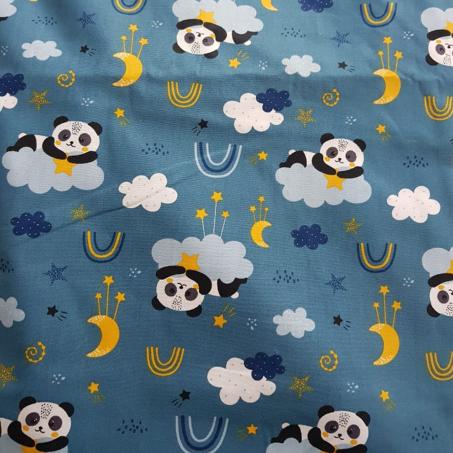 Panda, fondo azul