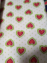 Cargar imagen en el visor de la galería, Frutales Corazones sandia fondo blanco