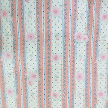 Cargar imagen en el visor de la galería, Flores Franjas colores pasteles blanco