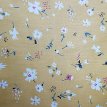 Cargar imagen en el visor de la galería, Floreada sobre amarillo