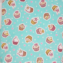 Cargar imagen en el visor de la galería, Cupcakes fondo turquesa claro