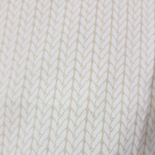 Cargar imagen en el visor de la galería, Trama de tejido beige sobre beige