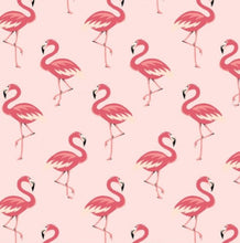 Cargar imagen en el visor de la galería, Flamenco fondo rosa claro