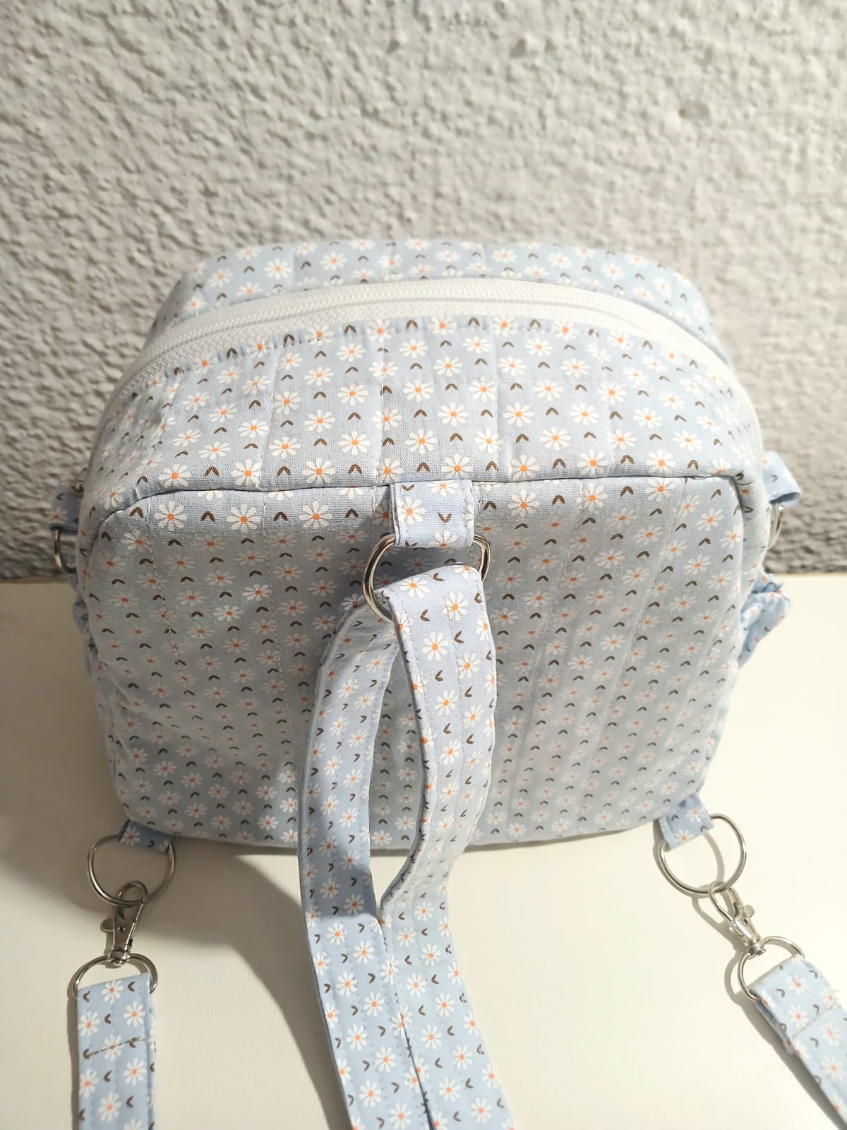 Cartera cuadrada mediana