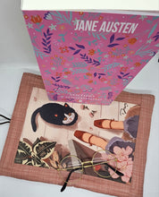 Cargar imagen en el visor de la galería, Porta libro o porta agenda de tela
