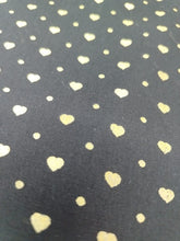 Cargar imagen en el visor de la galería, Corazones dorados sobre negro
