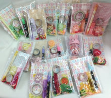 Cargar imagen en el visor de la galería, Sorpresitas Kawaii
