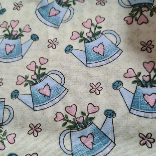 Regadera Love fondo crema vintage
