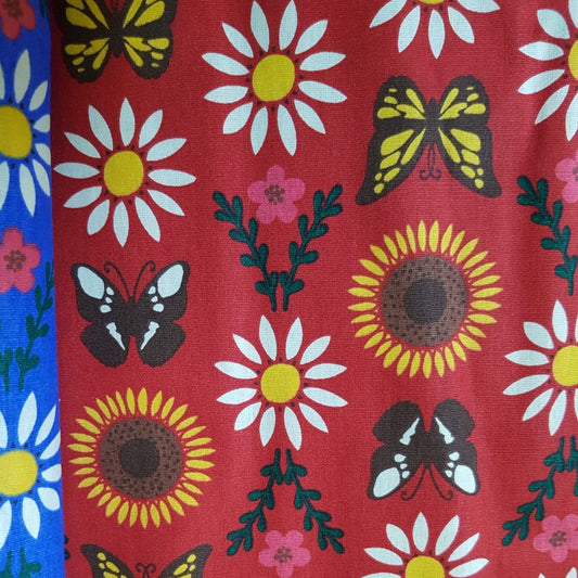 Mariposas y girasoles fondo rojo