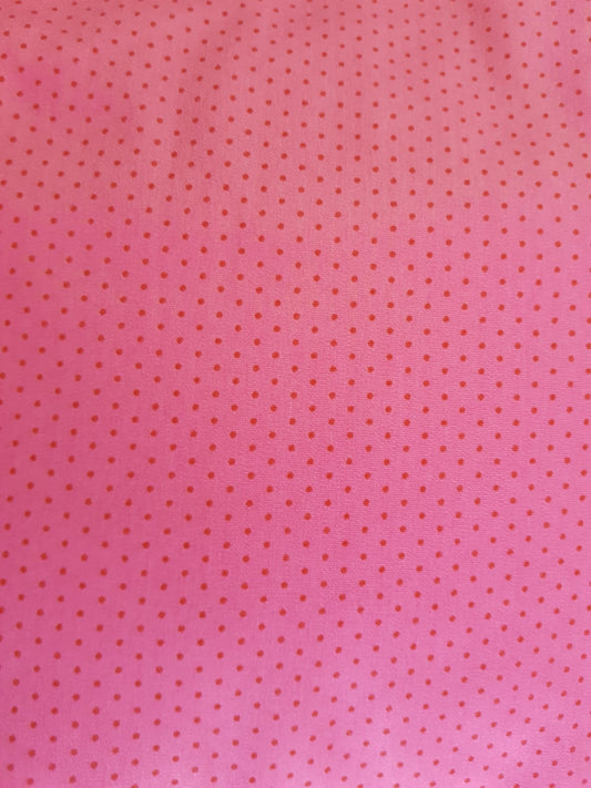 Motas pink sobre fondo rosa