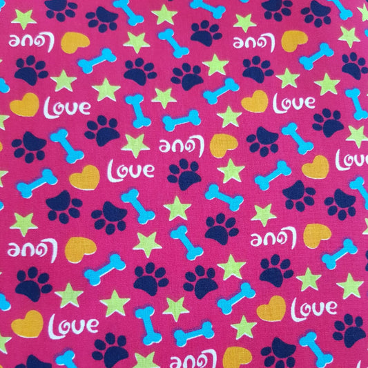 Love Pets huesitos fondo rojo perritos
