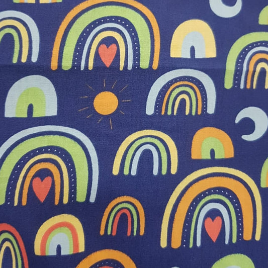 Arcoiris fondo azul