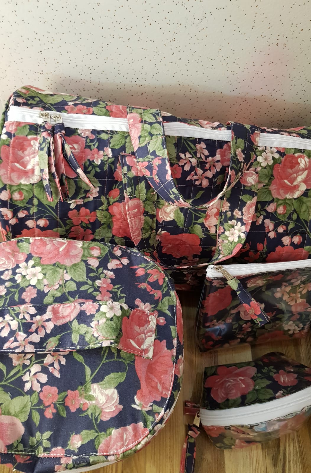 Kit de Viaje, Bolso de viaje + Necesers