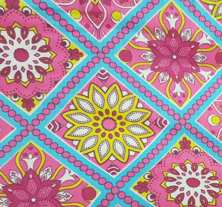 Mandala rosa con turquesa