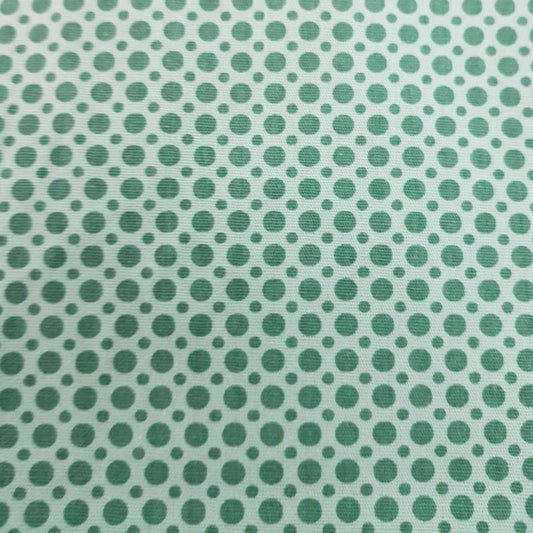 Motas verde sobre verde